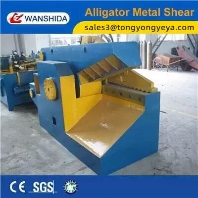 2500KN Scrap Shear Machine 1000mm Blade Length With Consistent Cutting Performance