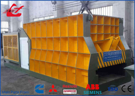 84KW Hydraulic Container Scrap Shear 4000kN Untuk Daur Ulang Besi Tua Berat