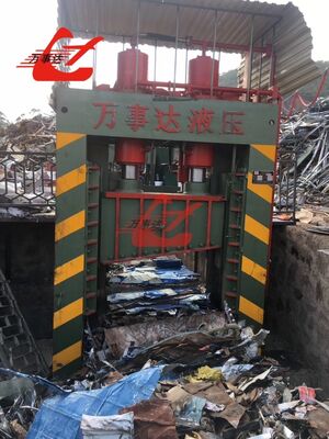 Heavy Duty Otomatis Scrap Metal Gantry Shear Dengan Servo Motor Dan Remote Control Dalam Industri